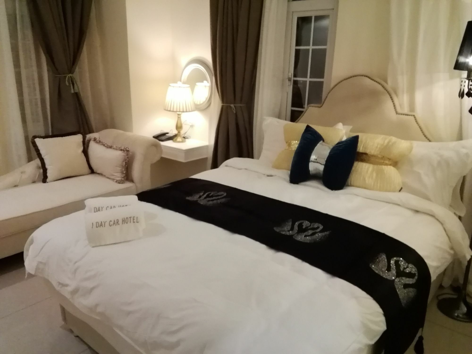 1 Day Car Hotel Station 18 Ipoh Eksteriør billede